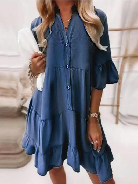Sommerkleid mit Rüschenbesatz und V-Ausschnitt – Leichter Denim-Look