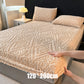 🛏️ 50 % RABATT NU! 🧵 360° elastiskt stickat lakan – omedelbar värme & 3D-präglad design för madrasser upp till 30 cm 🧶