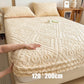 🛏️ 50 % RABATT NU! 🧵 360° elastiskt stickat lakan – omedelbar värme & 3D-präglad design för madrasser upp till 30 cm 🧶