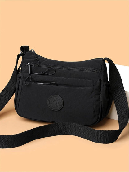 👜 50% RABATT! ✨ Dam enfärgad crossbody-väska – Många fickor, säker dragkedja & perfekt för vardag och resor 🚶‍♀️
